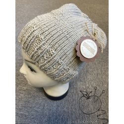 Ručně pletená čepice